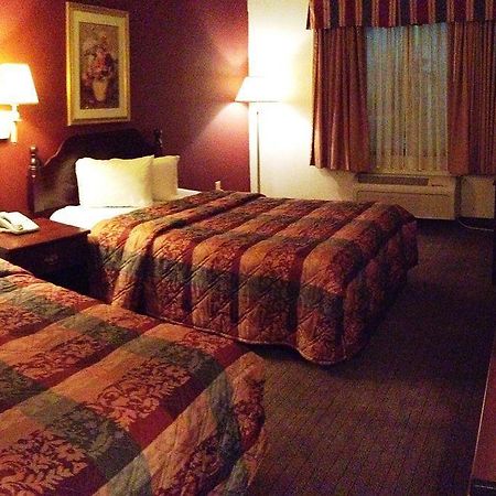 Red Roof Inn Джесап Экстерьер фото